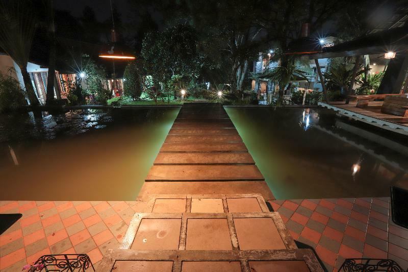 เดอะ วิลเลจ บูมี เกดาไมยัน Hotel โบกอร์ ภายนอก รูปภาพ